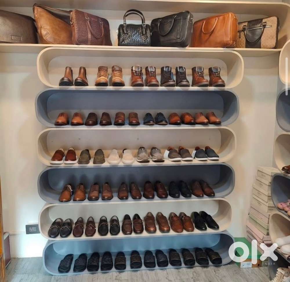 Operation manager, Saloon, footwear, and clinic