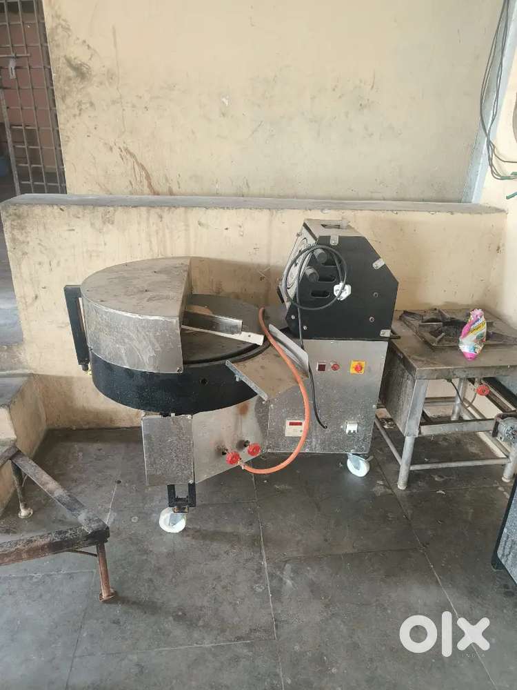 Roti making machine