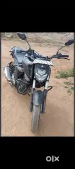 One hand use Yamaha FZ V3