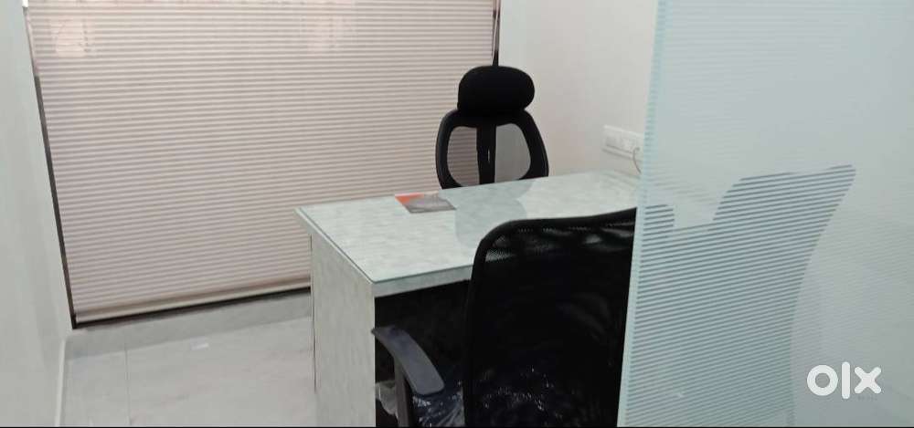 FLEXIBLE  WORKSPACE ON RENT AT CRYSTAL PLAZA
