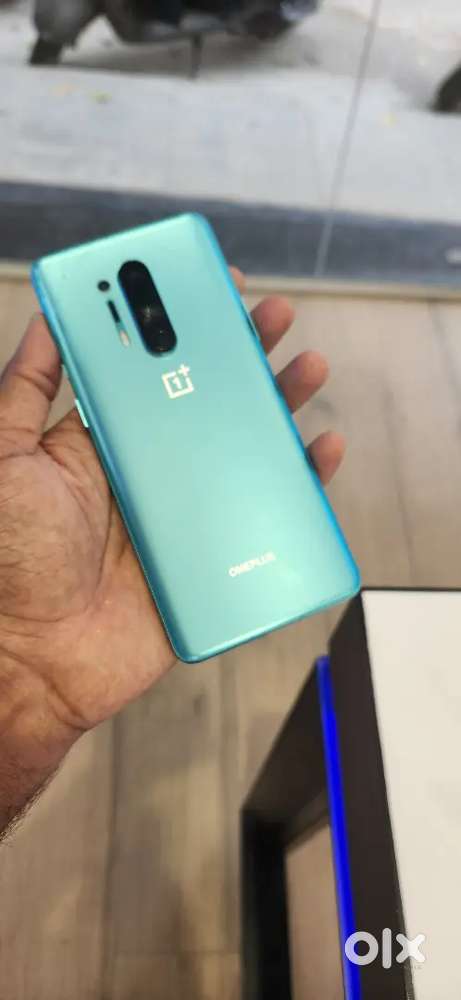 One plus 8pro 5G 8gb ram 128gb excellent condition