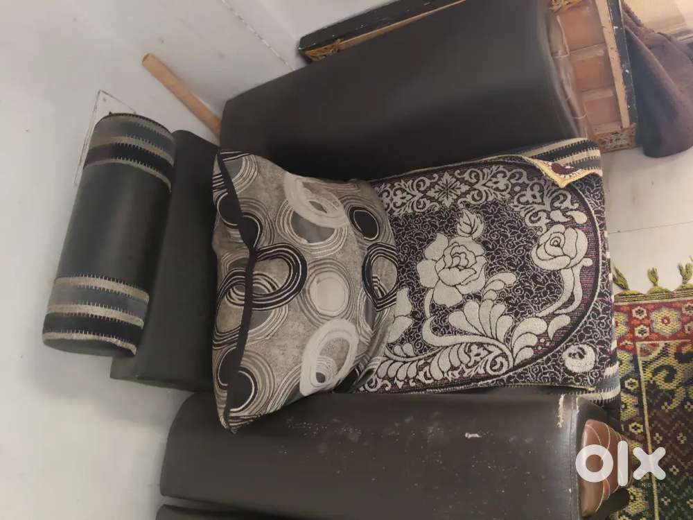 Goood सोफा सेट