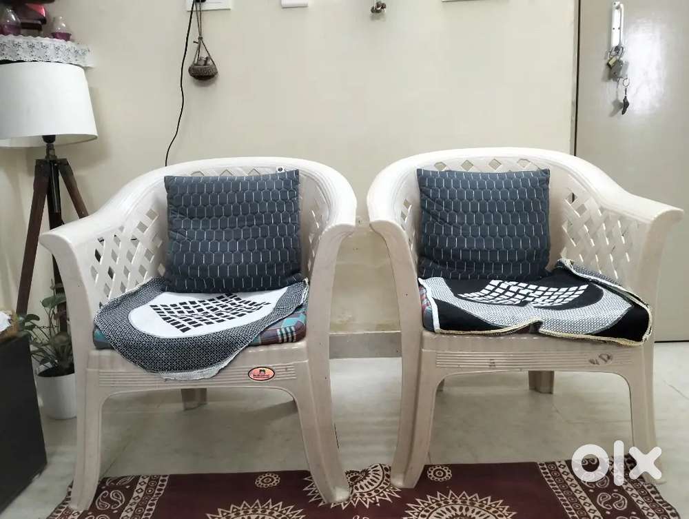 2nos Nilkamal Brand King Size Luxury Chairs
