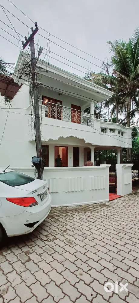 8 cent 13 year old redbrick house for sale at sreekariyam