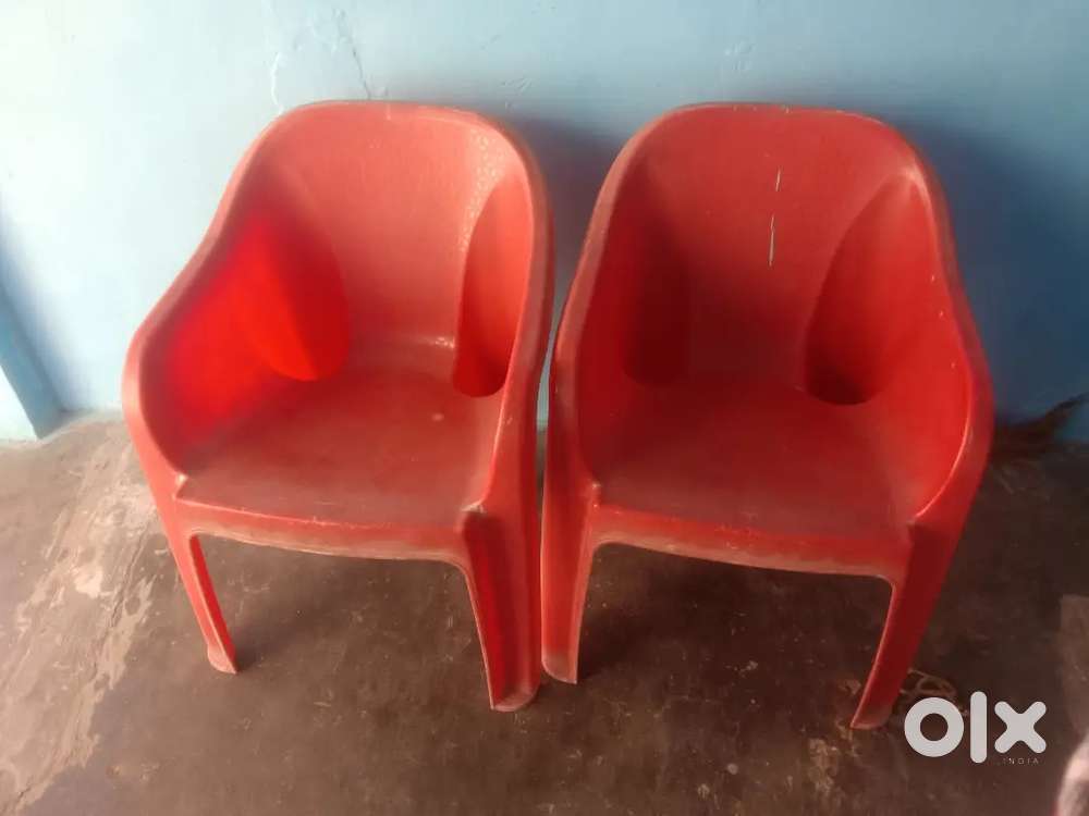 Good condition cash and computer table