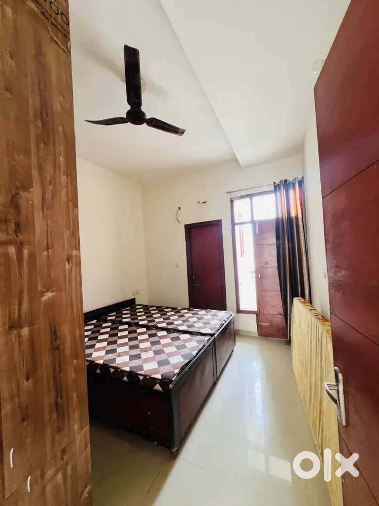 2 bhk furnished flat for rent