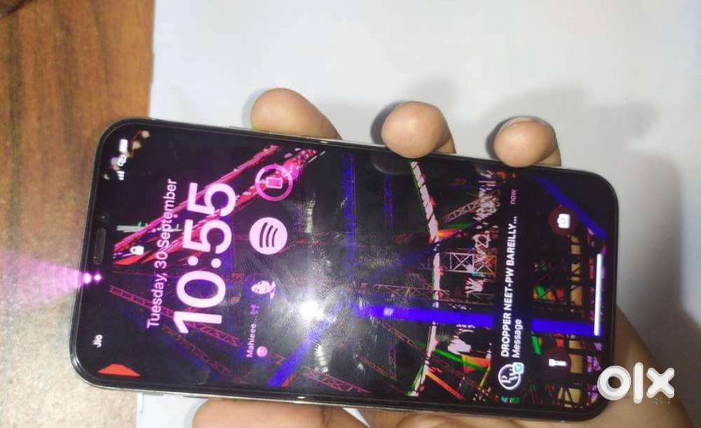 iPhone x 256gb display change