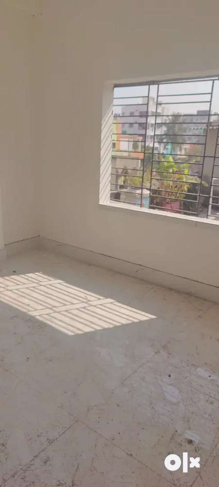 Room rent at mohisgote,near dlf 1 new town action area.