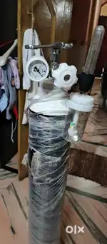 Oxygen cylinder 10 ltr with tool kit