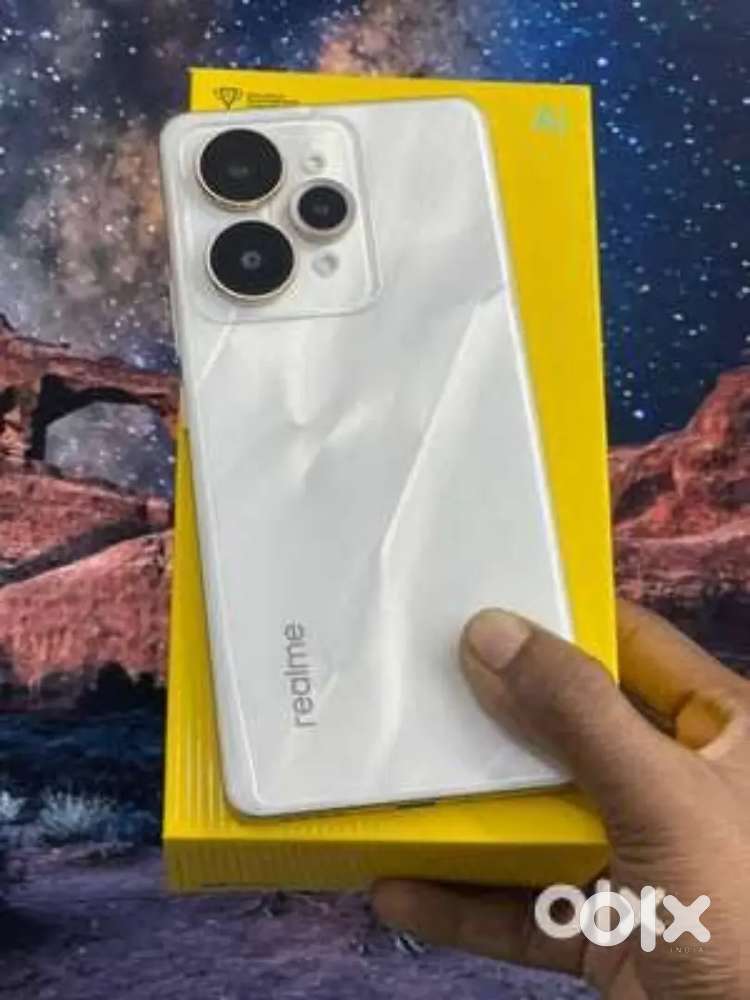 THIS IS SEALED REALME 15 5G