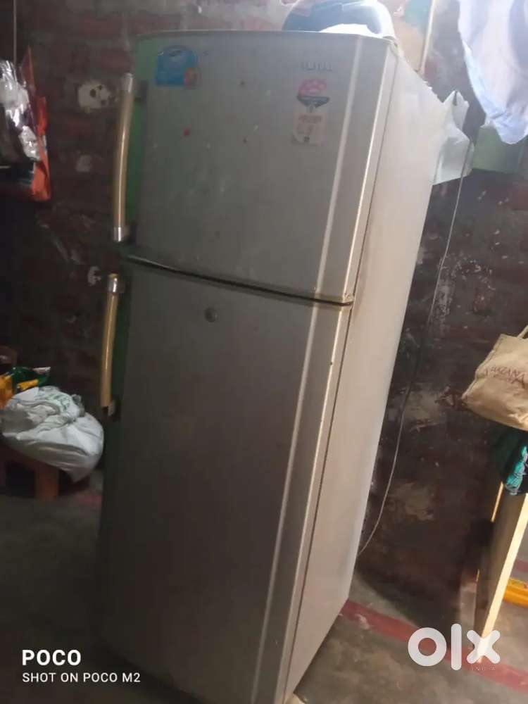 Samsung 4 star double door