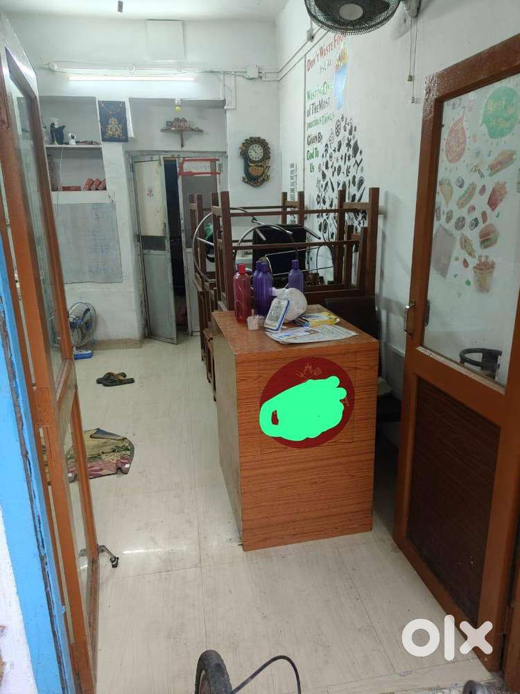 Without setup cost fully furnished cafe rent in Lake Garden station