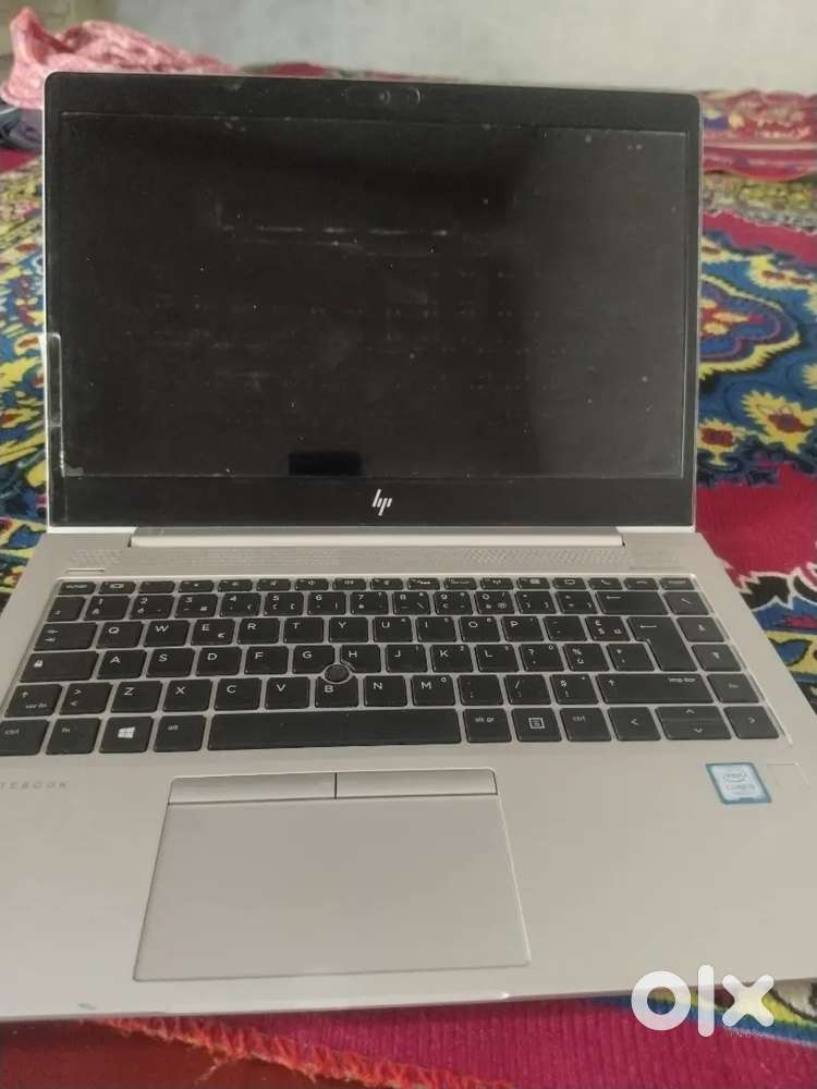 Hp elite book 840 G5 8 256 SSD ONLY 21000