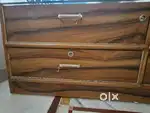 Jewellery shop counter table