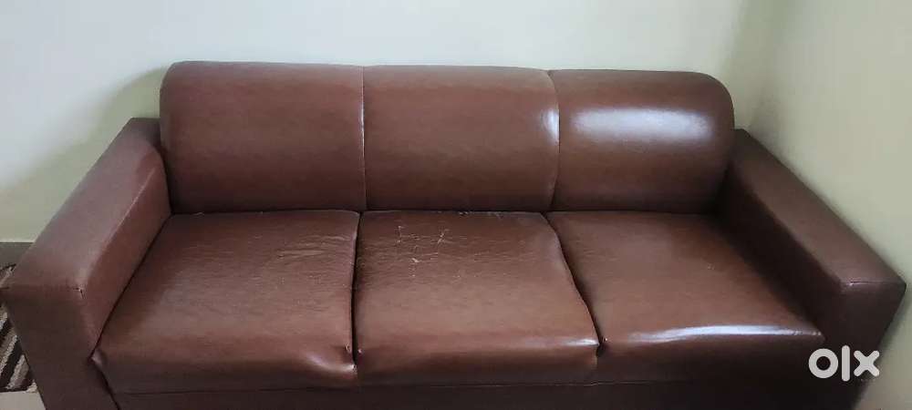 3 Seater Sofa from Furlenco for sale in BTM 1 year old