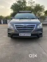 Toyota Innova 2.5 V 7 STR, 2012, Diesel