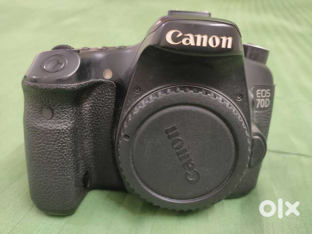 Canon 70 D camera - Body