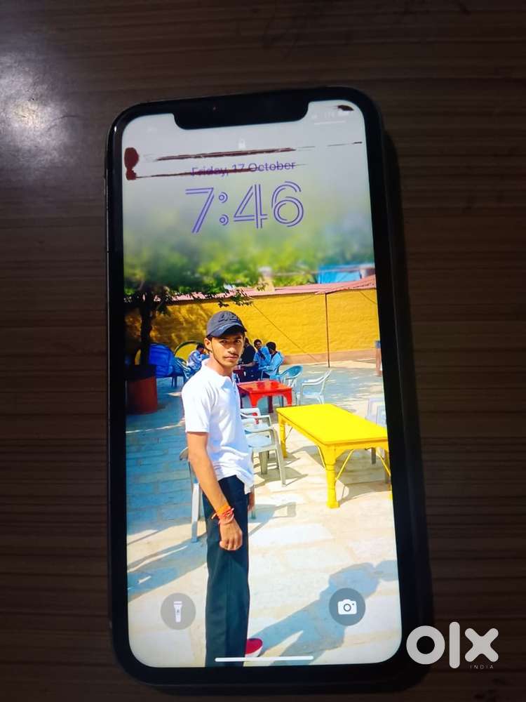 I phone 11 ,4 gb, 64rm