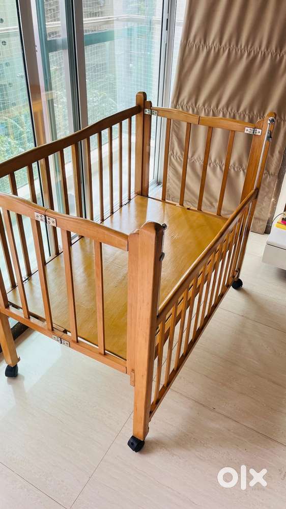 Baby Cot rehoming