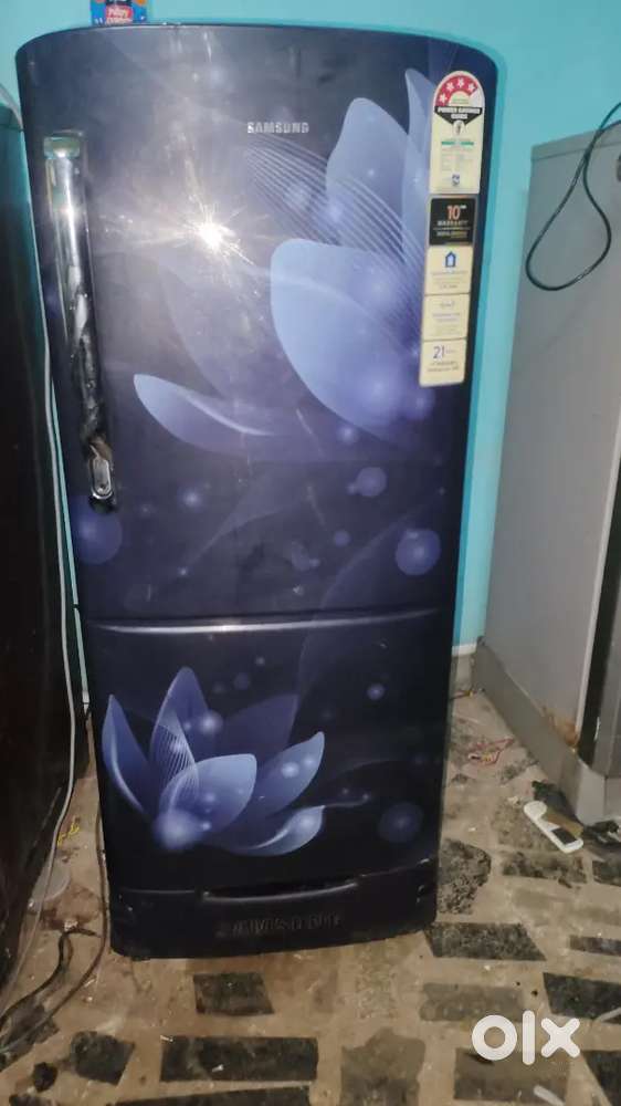 Very good condition samsung single dor fridge