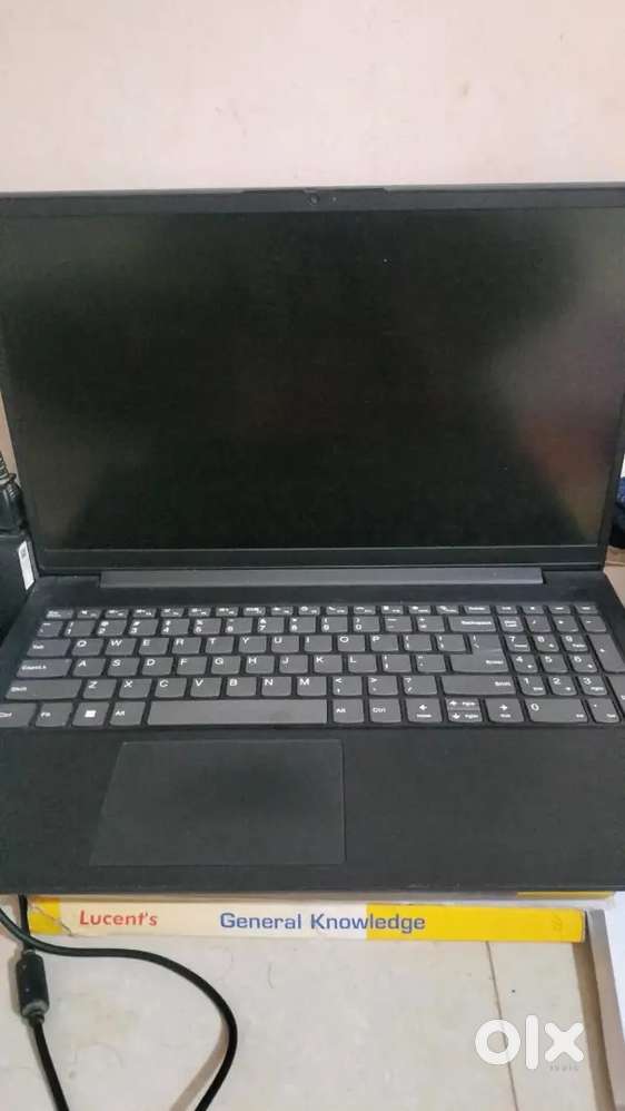 LENOVO V15 LAPTOP IN GOOD CONDITION