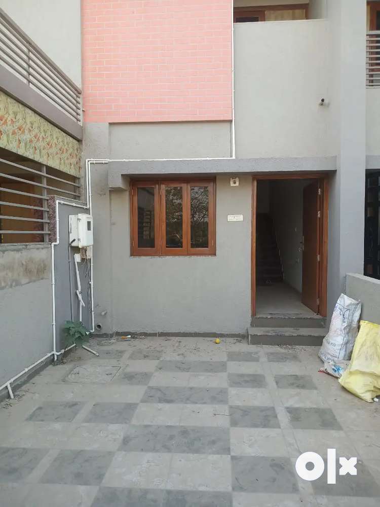 3BHK Prime location road touch Bunglow for sale
