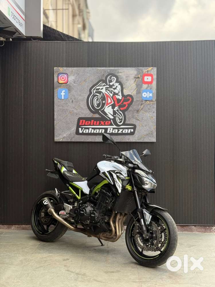 KAWASAKI Z900 limited edition 1 owner