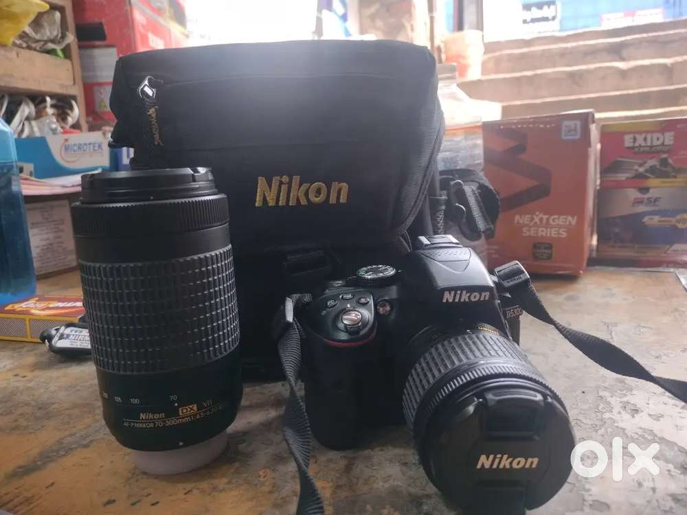Nikon Rarely used Digital cam with 2 lense