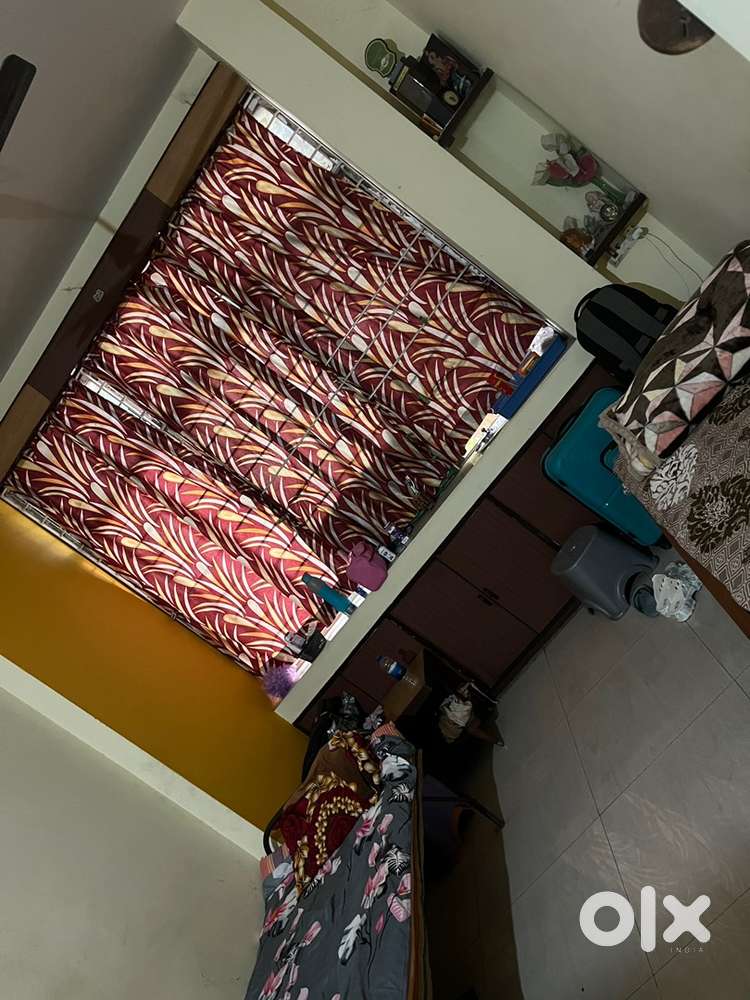 Urgently need 2 of flatmates