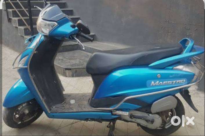 Good condition blue colour