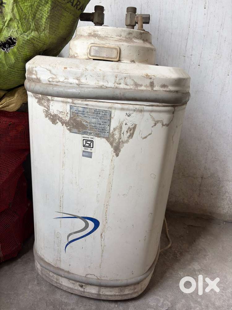 Crompton geyser 25 liter