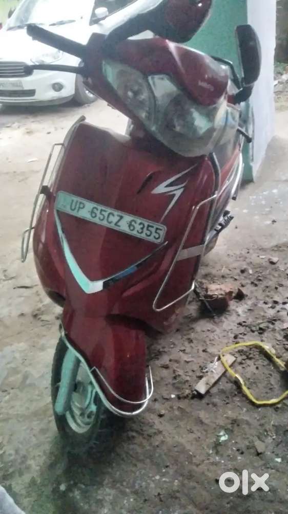 Duet scooty in good condition well maintained