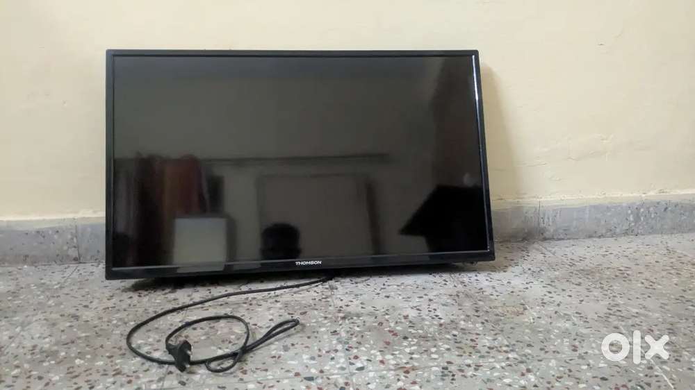 Thomson smart TV for sale