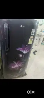 LG fridge very good condition five star