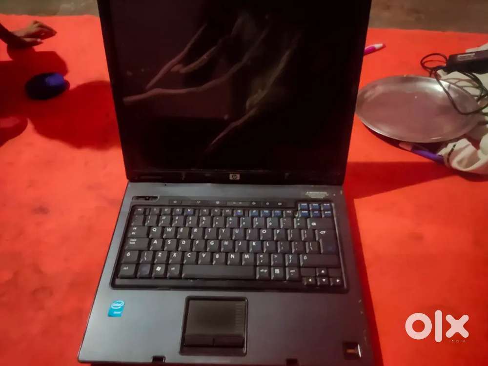 HP laptop 1gb ram 320gb hardisk