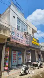 15x60 1st floor is available for rent