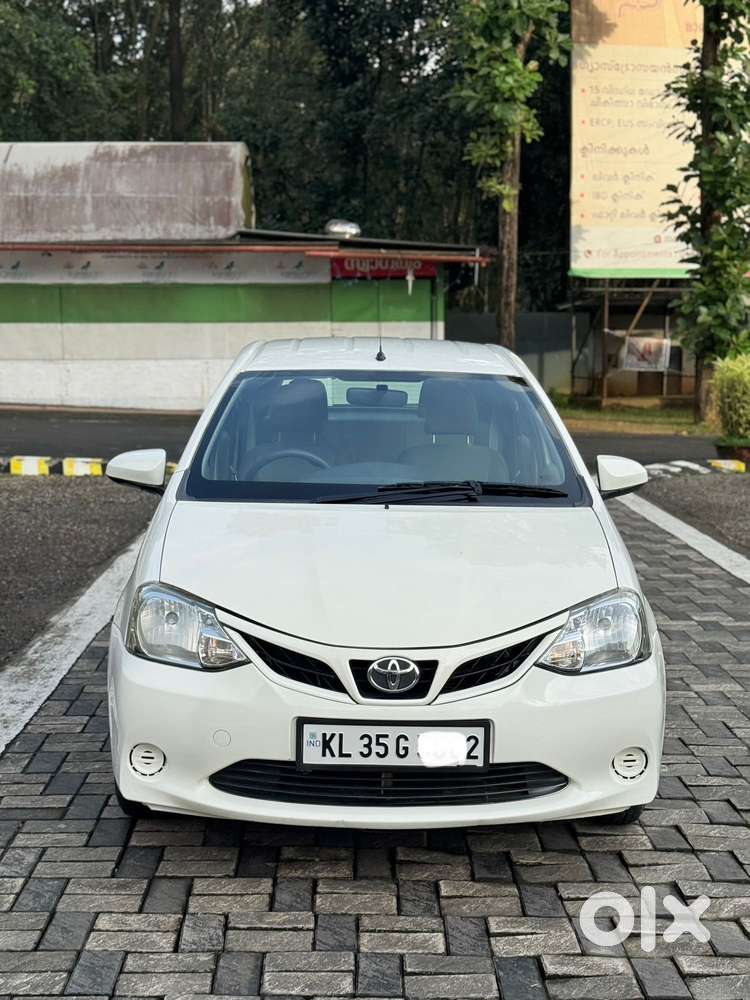 Toyota Etios Liva 1.2 GX, 2016, Petrol