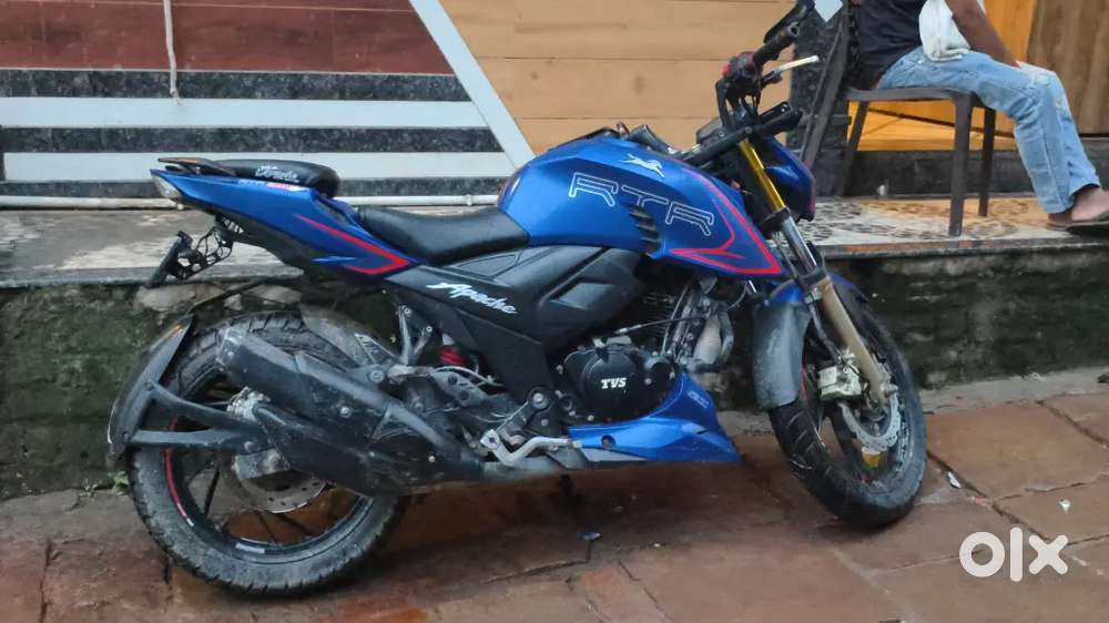 Apache rtr 200 4v bs6