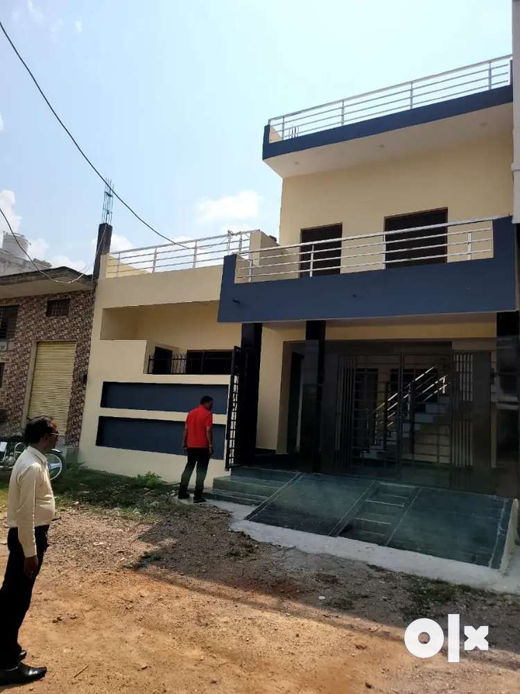 A house available at sudhama Puri colony