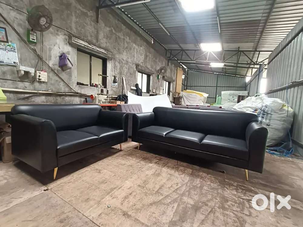 5 seater rexin office sofa available at factory rate in Althan