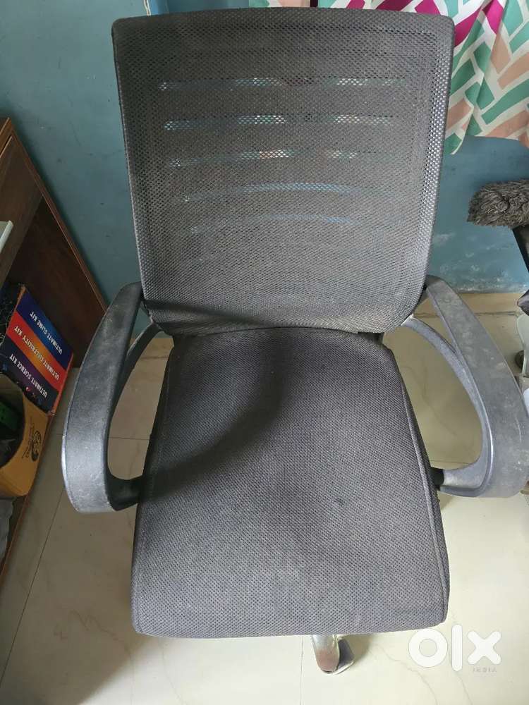Used computer chair