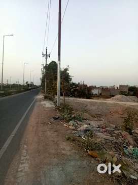 Main damar road plot
