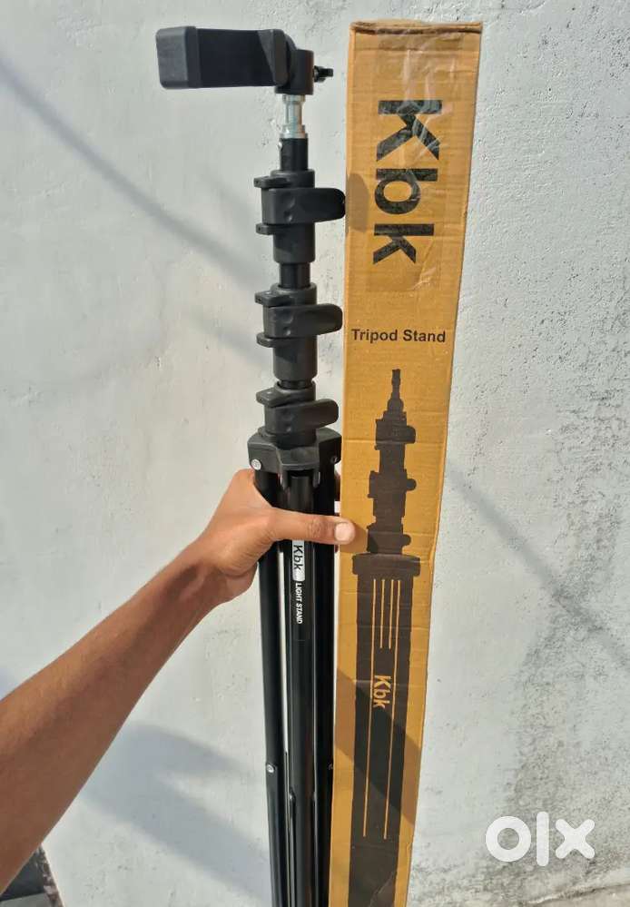 Tripod for Mobile,Camera - Bilkul New and Box Me Pack hai Full METAL
