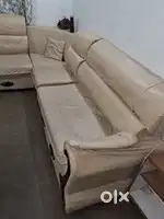 SOFA SET  (5 SEATER WITH CORNER)