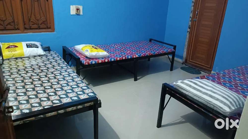 Semi Furnished Girl PG with Food - sharing/ Individual