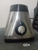 Preethi mixer with 4 jars , not working condition