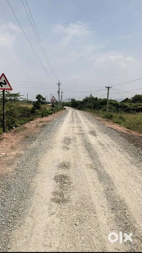 5 acers land for sale in orvakal reliance food park