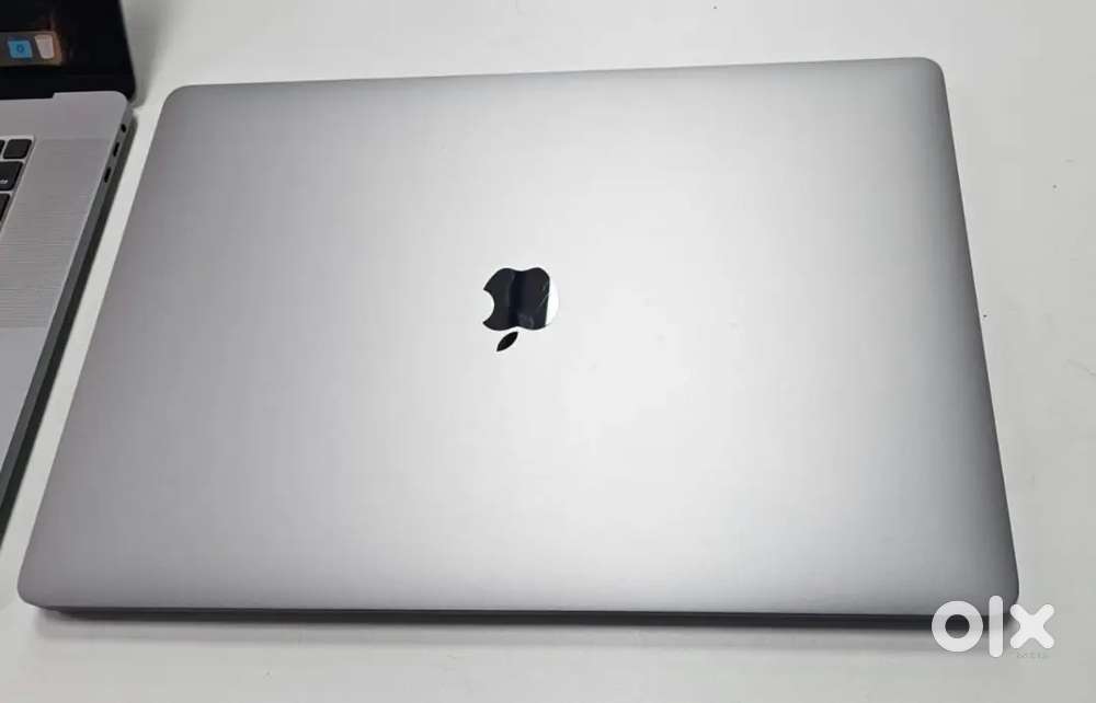 5months apple warranty MAC book pro 13 m1 8gb ram 256gb. Ssd only 47k