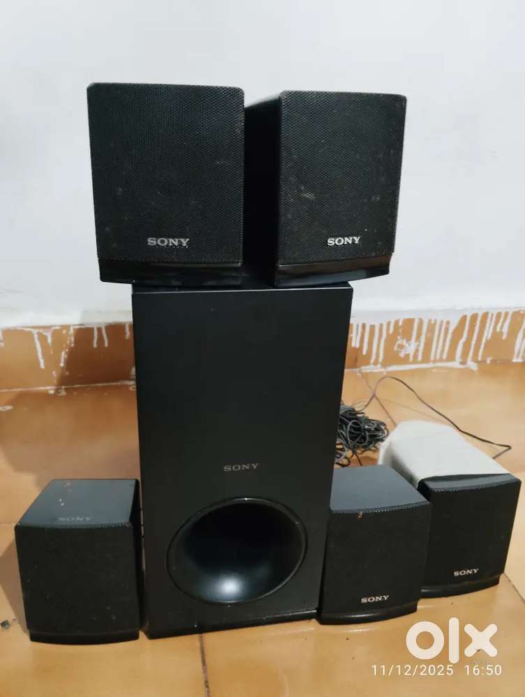 Sony speakers ( DVD Not working only spakers available)