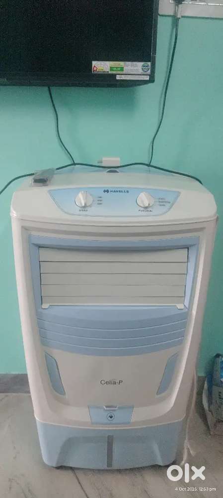 Havels Celia-P Portable Personal Cooler